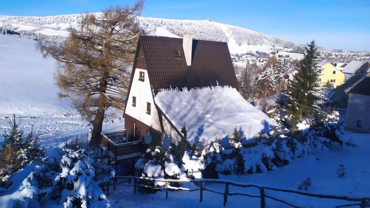 Chata Helena Loučná pod Klínovcem Bagian luar foto